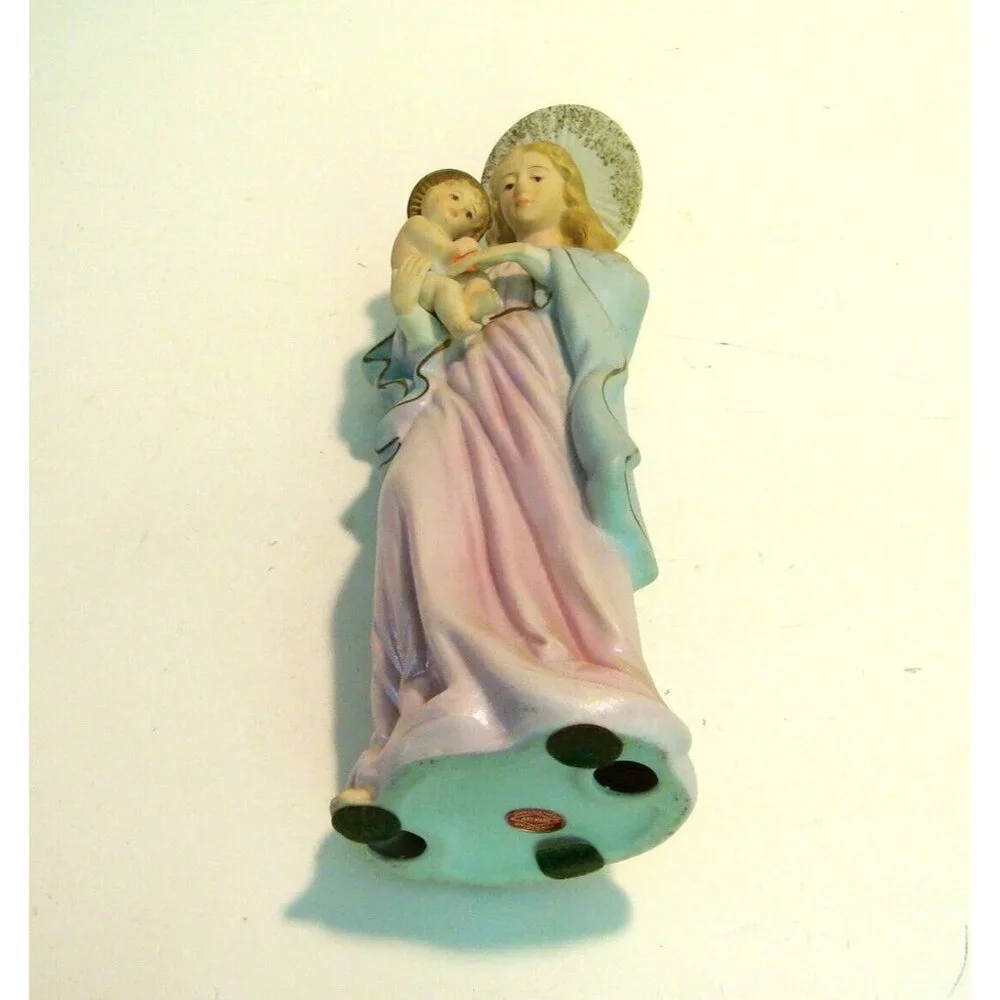 Artmark Originals Virgin Mother Mary and Jesus Figurine - Picture 5 of 7